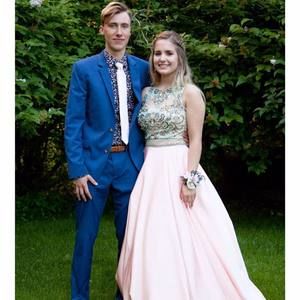 Meet your Posher, Levi